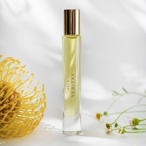 MELIS natural parfum inspried by nature's truth.