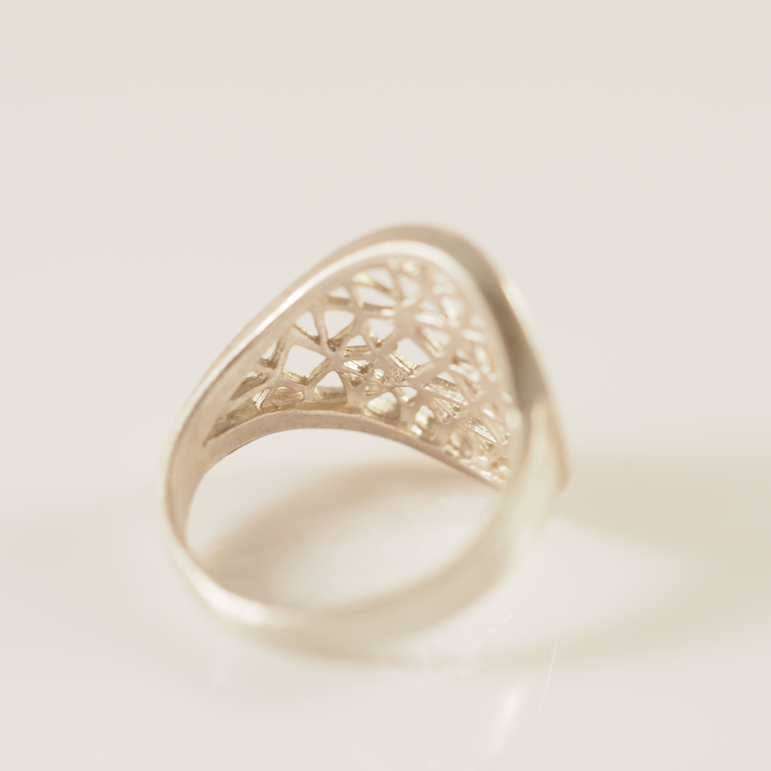 Window silver ring - Connie Dimas