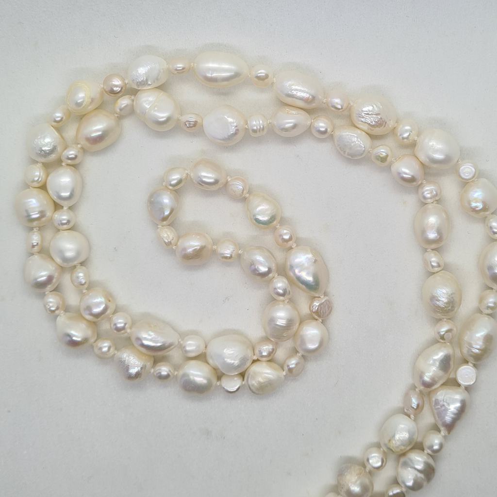 Pearl Necklace Long - Connie Dimas