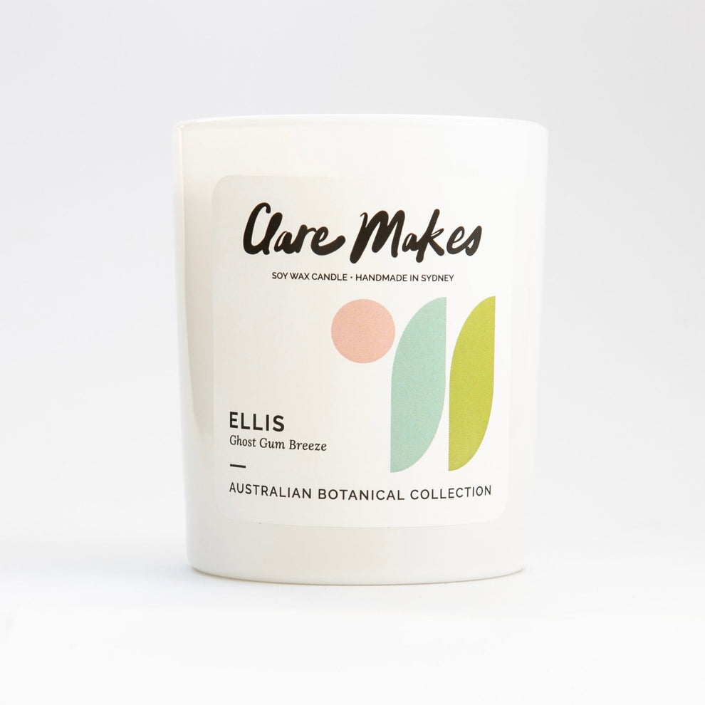 Clare Makes Candles
