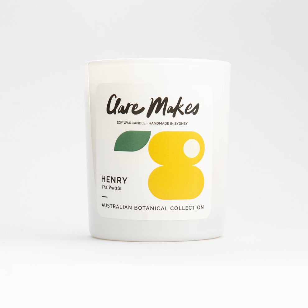 Clare Makes Candles