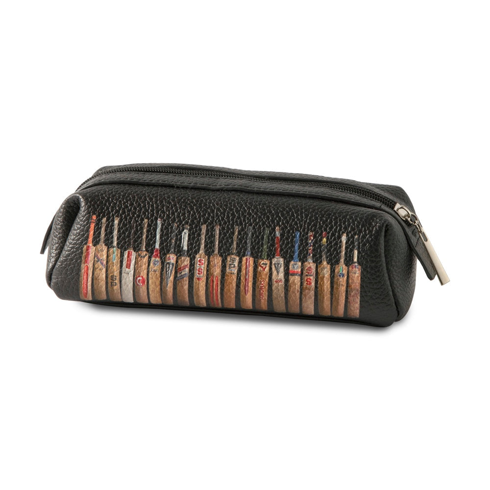 Sporting nation Toiletries Bag Small - Connie Dimas