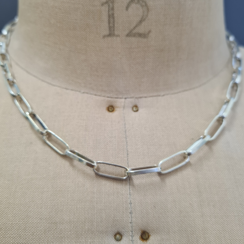 LONG LINK SILVER NECKLACE
