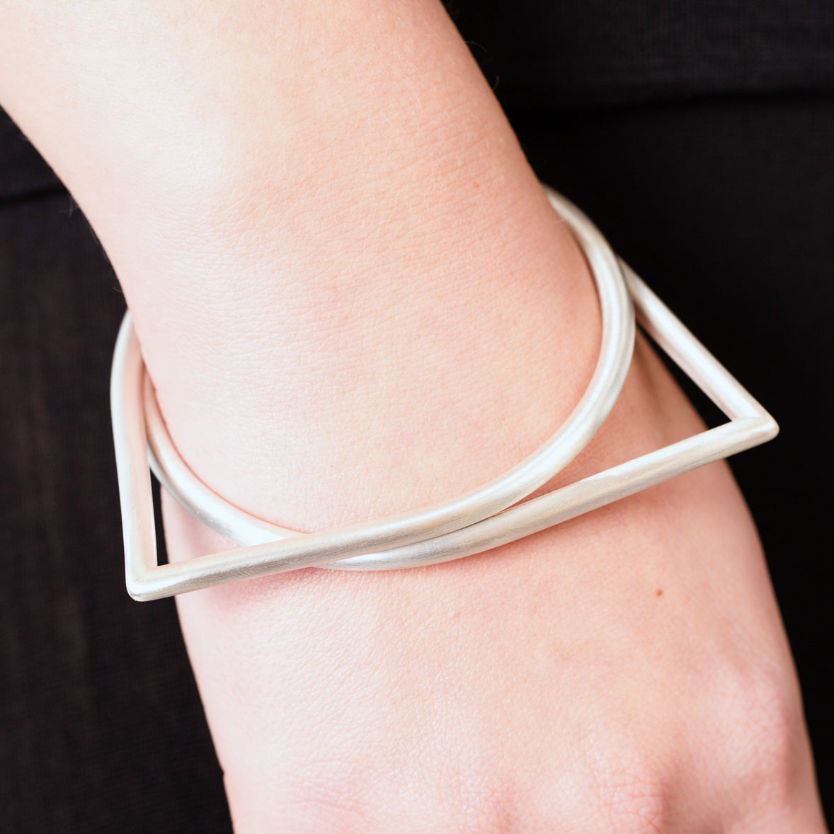 Teardrop bangle - Connie Dimas Jewellery