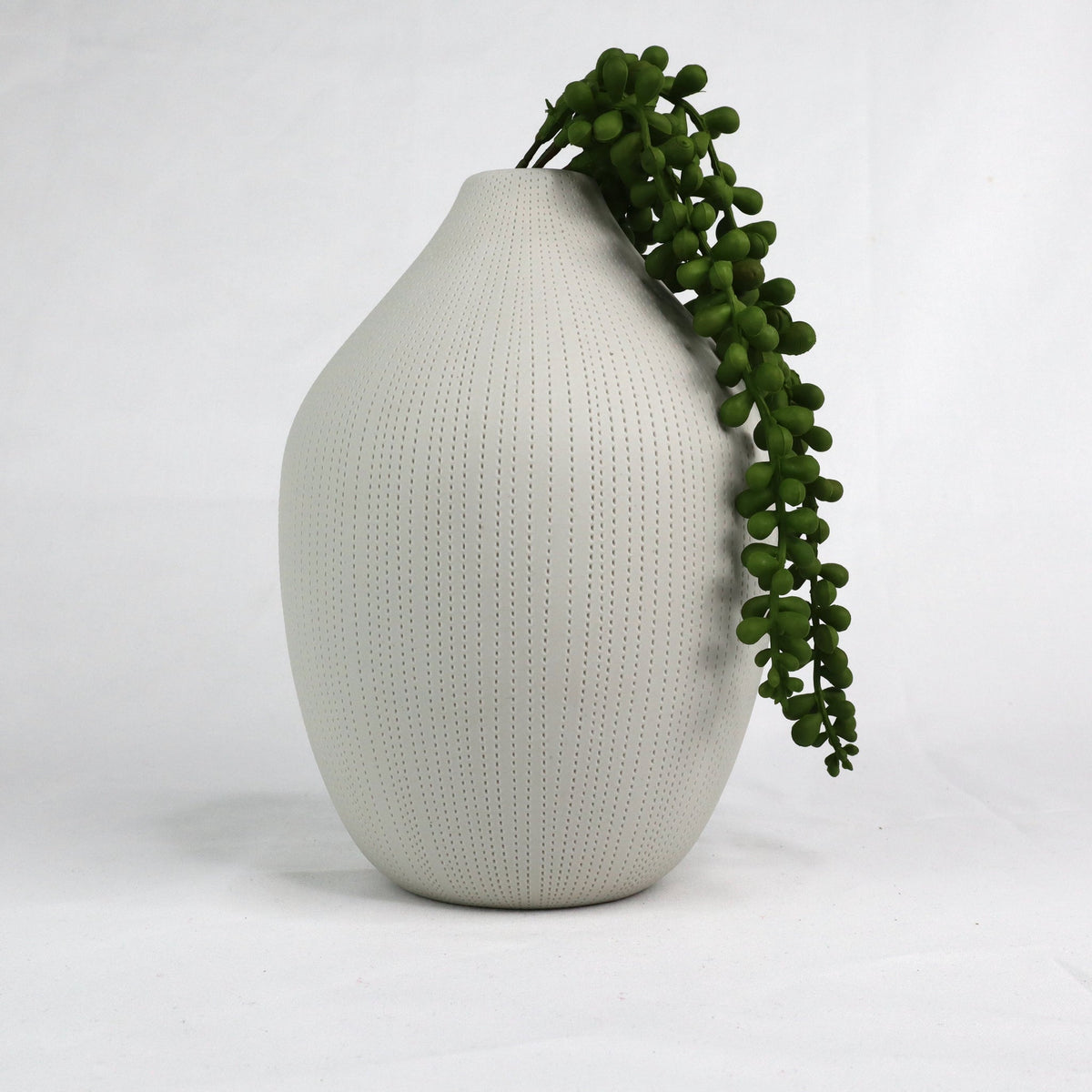 POD CERAMIC VASES - Connie Dimas